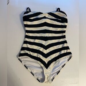 Barbie x unique vintage black and white swimsuit - size medium